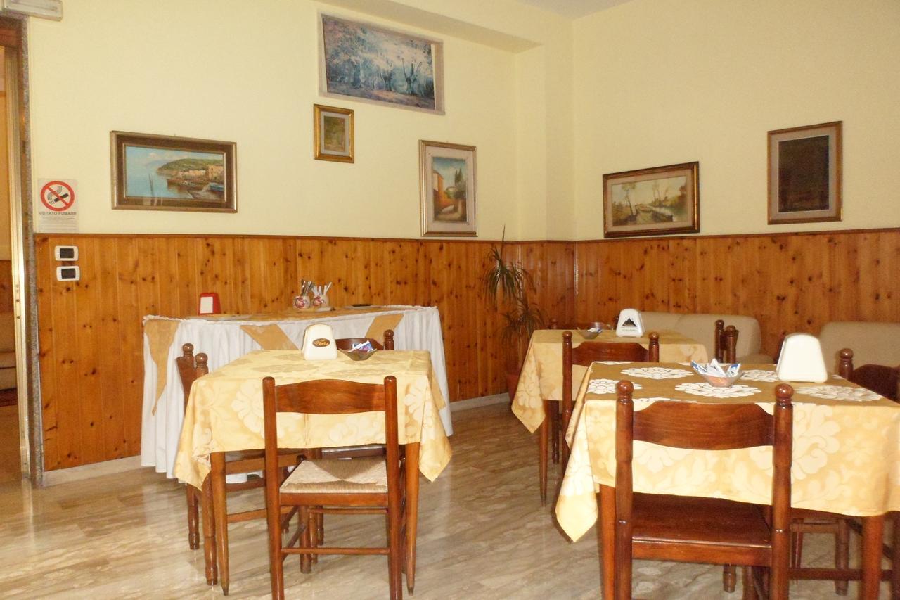 ויבו ולנטיה Albergo Miramonte מראה חיצוני תמונה